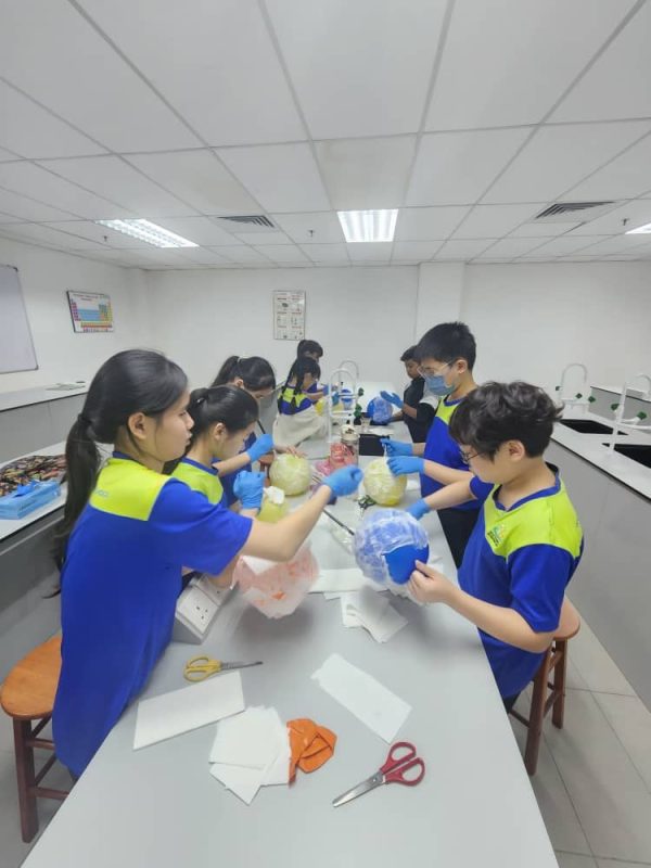 52e5723f-8453-4632-a787-6b0158a36380 2